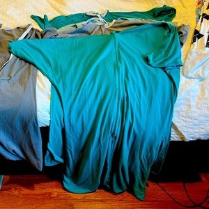 Four X-Large zipadee zips. Blue and grey.